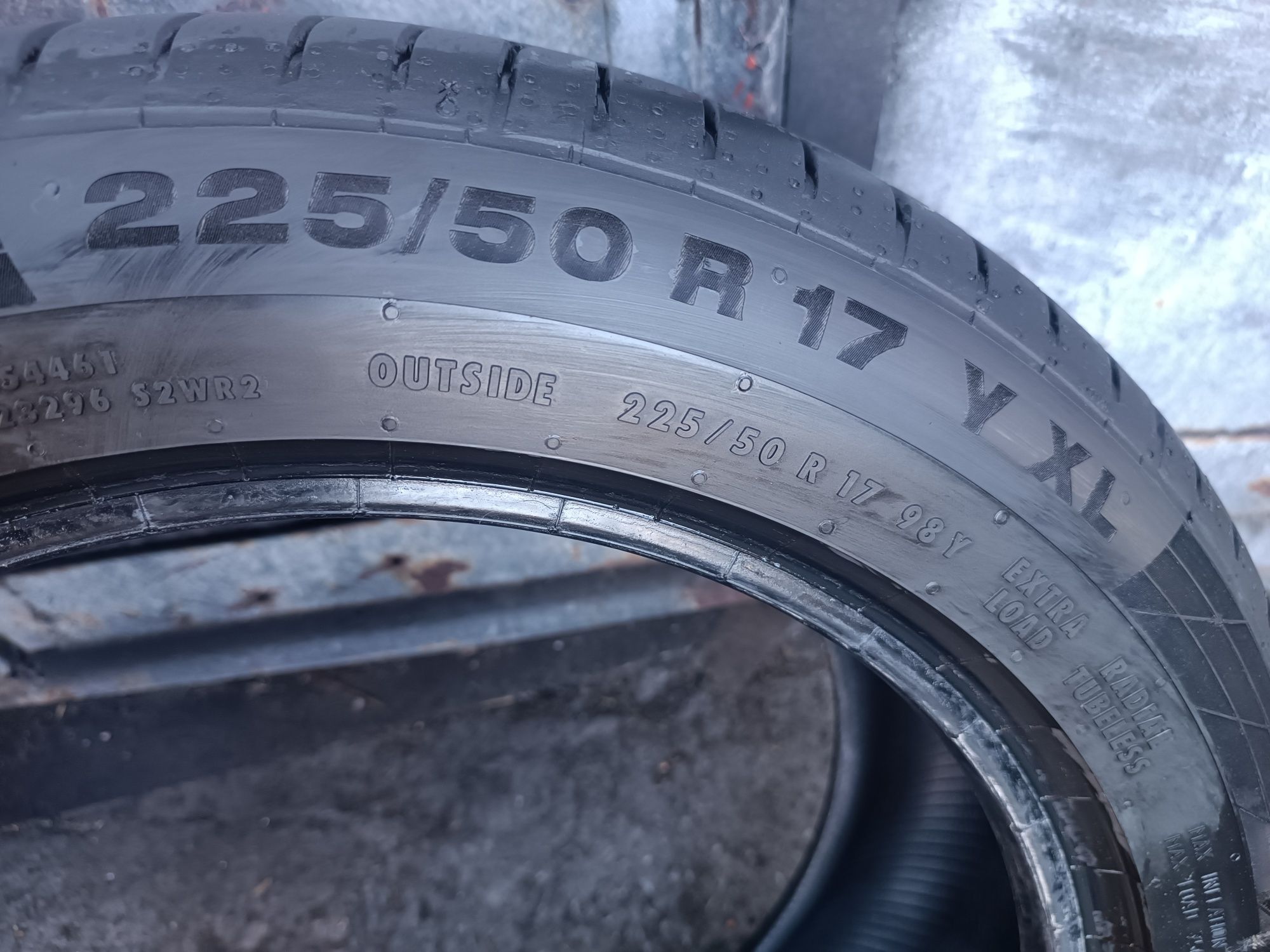 225/50/17 Continental Дот 1624