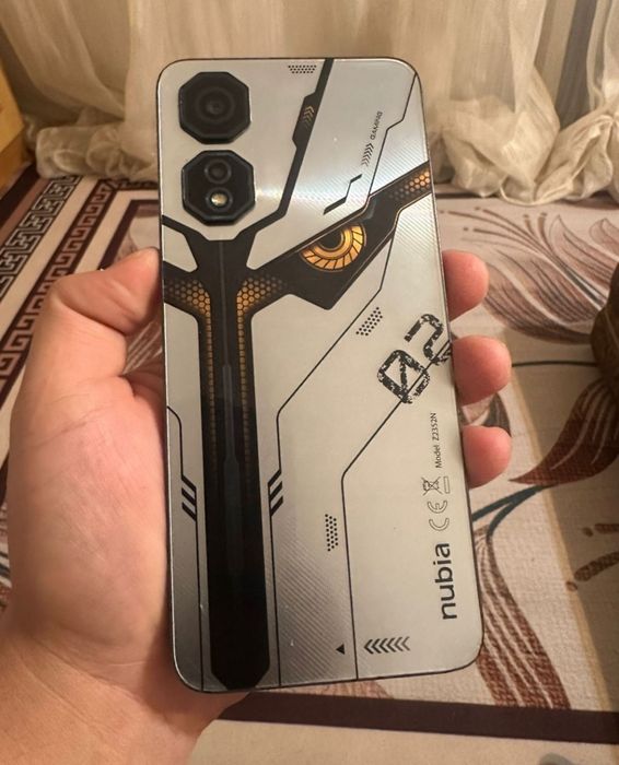 Продам телефон игровой 256г состоянии отличное