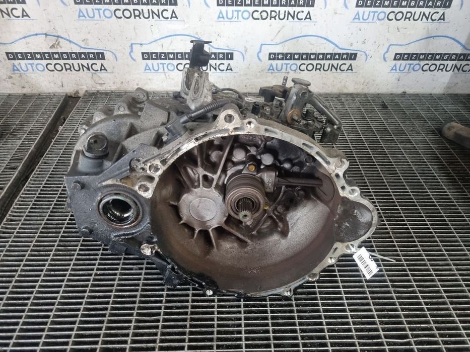 Cutie de viteze Hyundai Tucson III 1.7 Diesel 2015 - 2018 116CP Manuala 6 Trepte D4FD ...