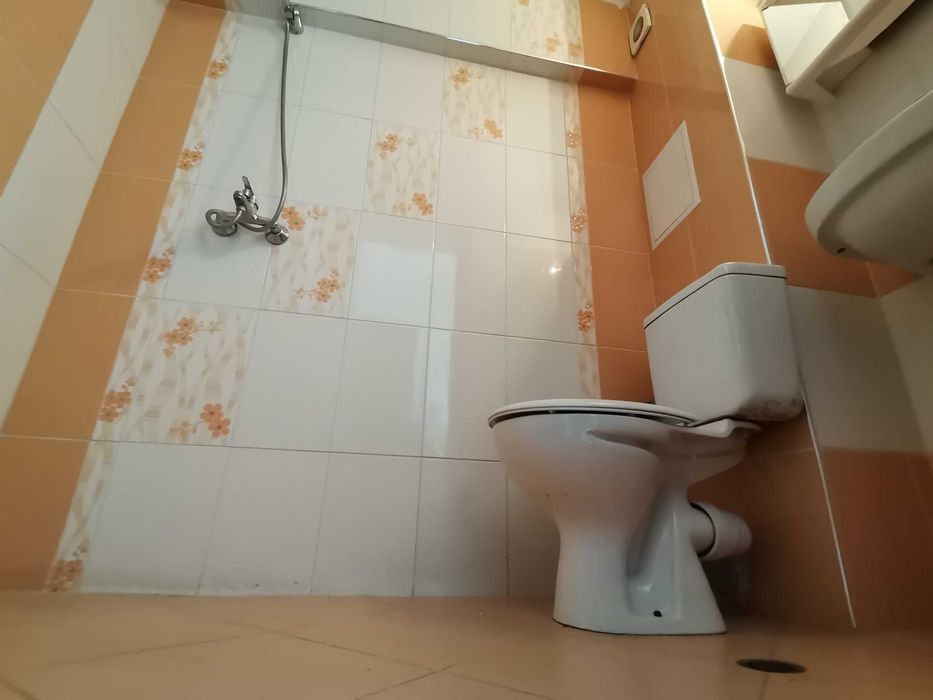 Дава се под наем Тристаен апартамент в Бургас, Възраждане - 75 кв.м за 450 € - Снимка #15