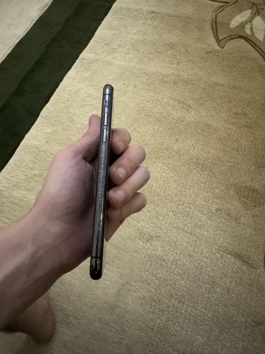 iPhone xs 64 GB idyol