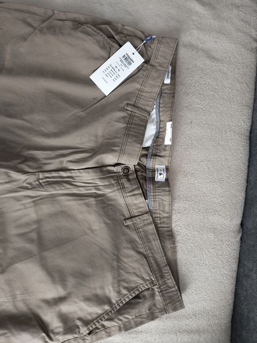 Pantaloni slim/marco