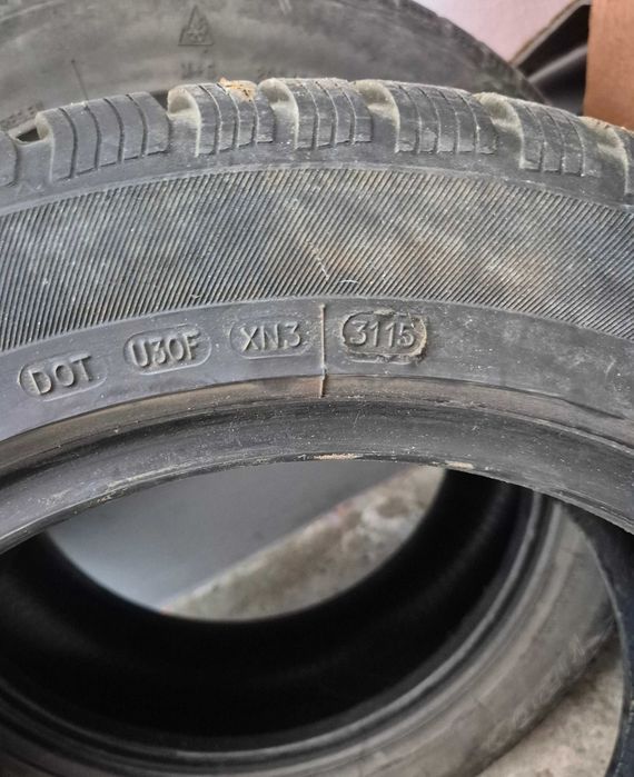 Vand 2 cauciucuri all season