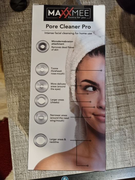 Aparat cu vacuum pentru curatare pori, Maxxmee