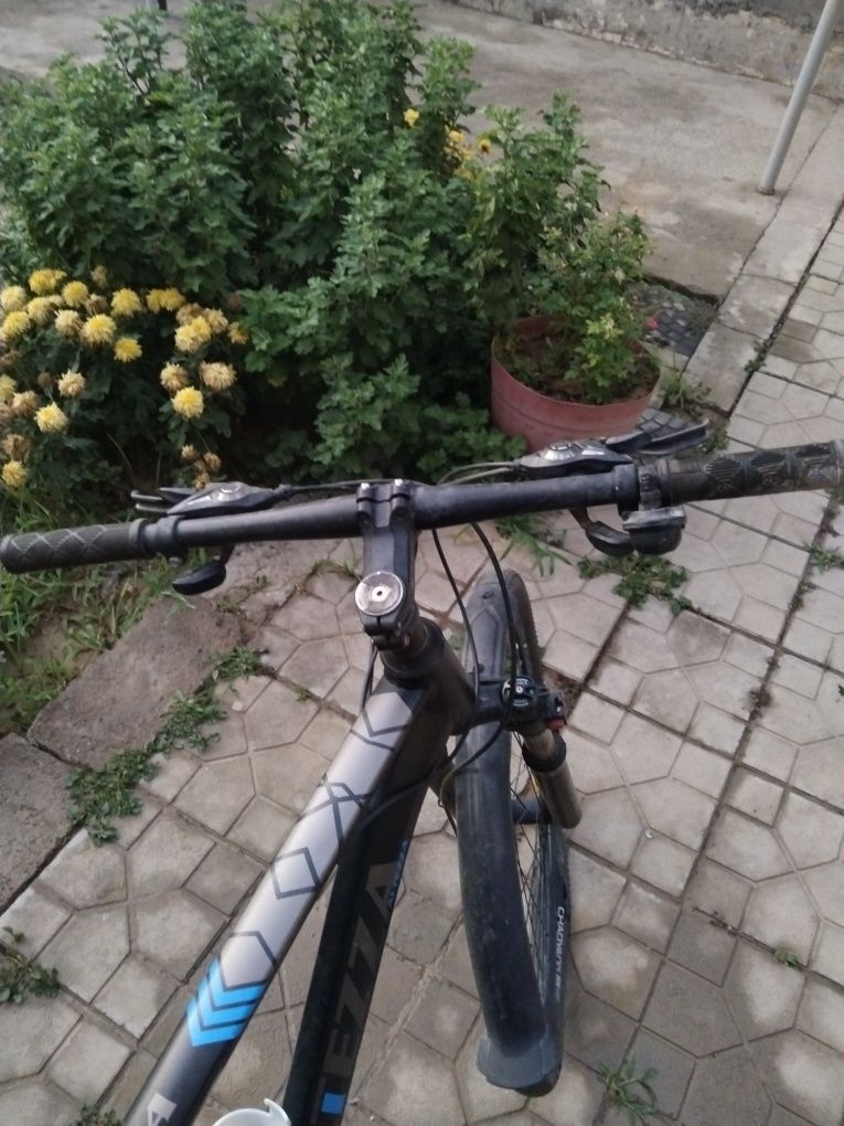 Продаю скарасной велосипед