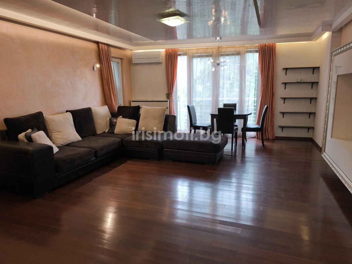 Под наем четиристаен, €1300, 147кв.м. в Изток