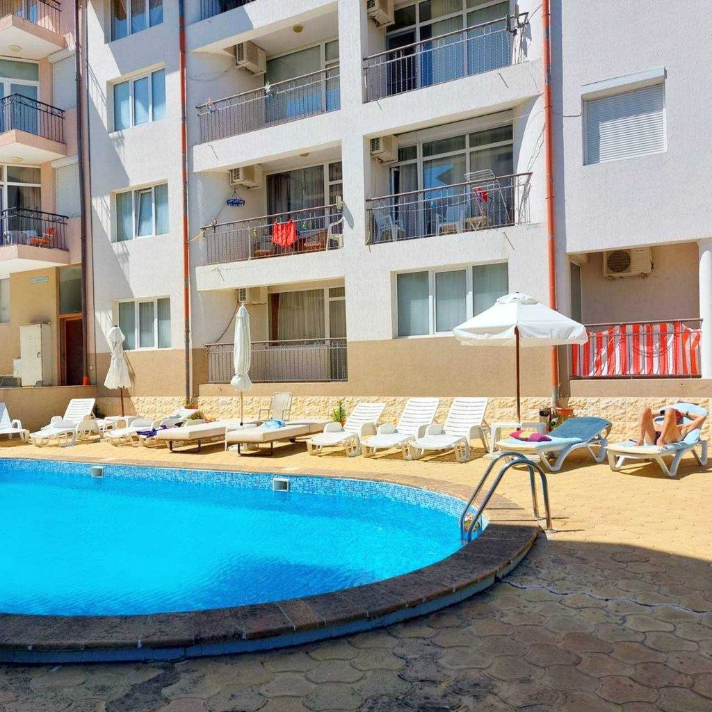 Продава се Двустаен апартамент в Свети Влас - 65 кв.м за 1062 €/кв.м - Снимка #1