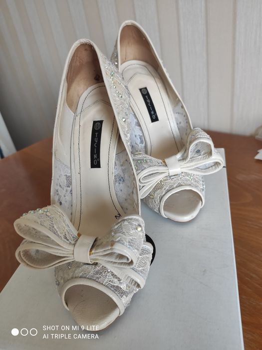Pantofi eleganți
