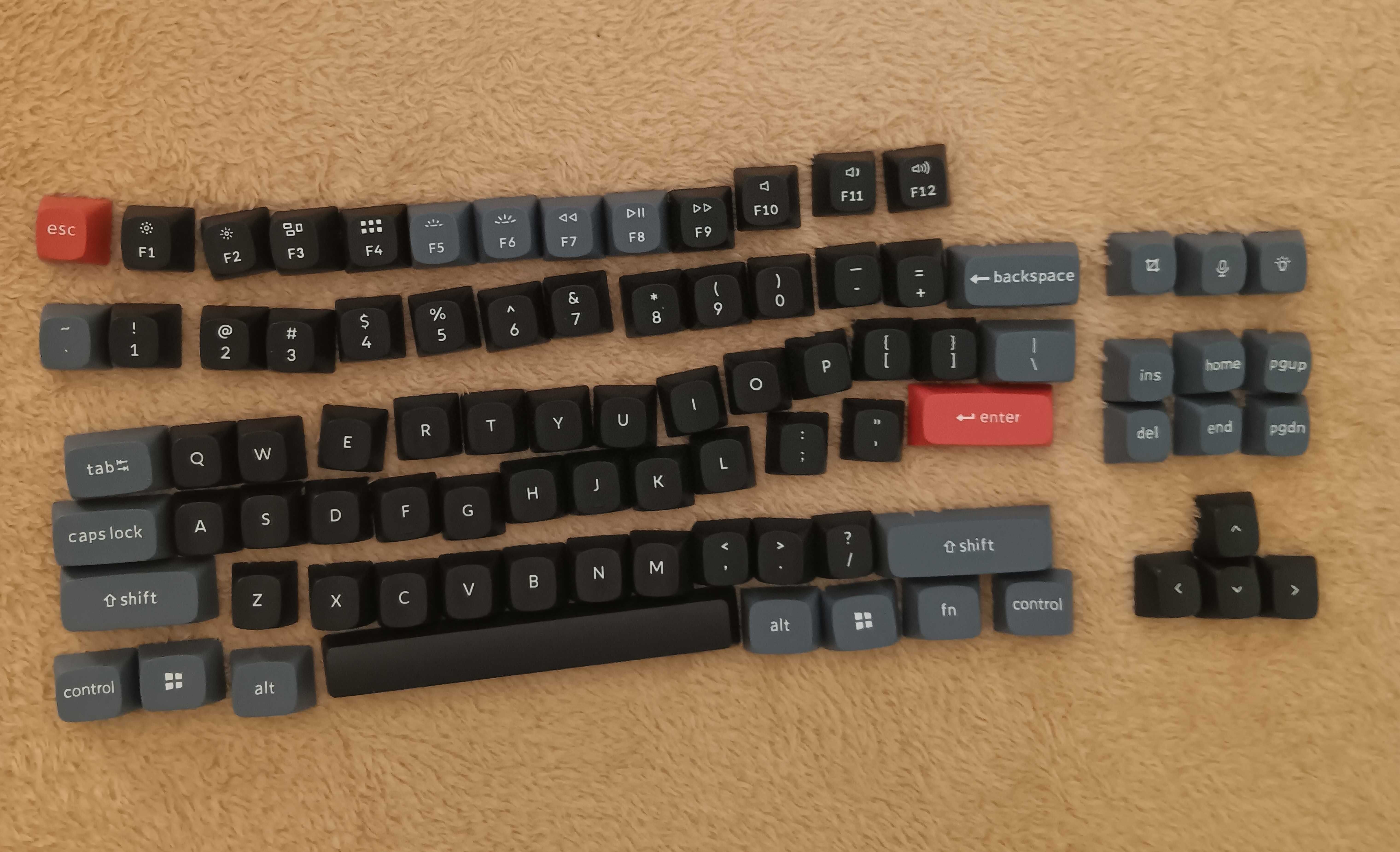 Суичове Keychron K Pro Blue(сини) + PTB капачки за клавиатура Keychron
