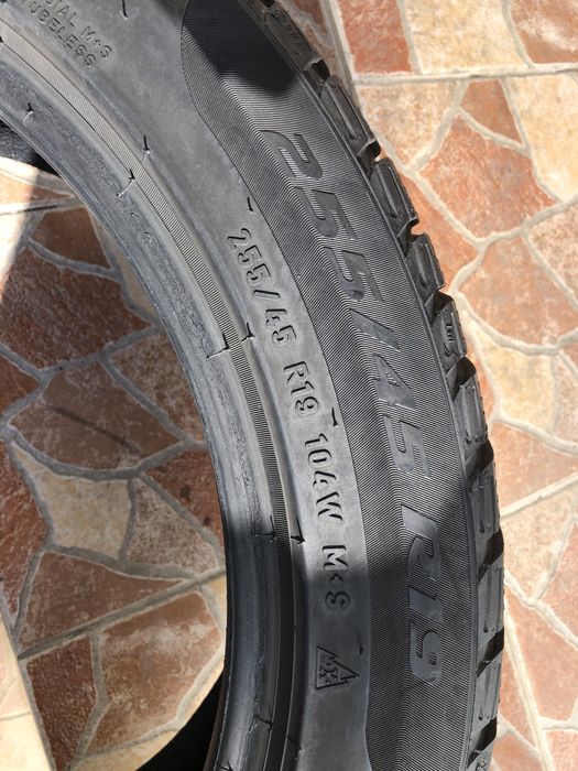 255 45 19 Pirelli de iarna