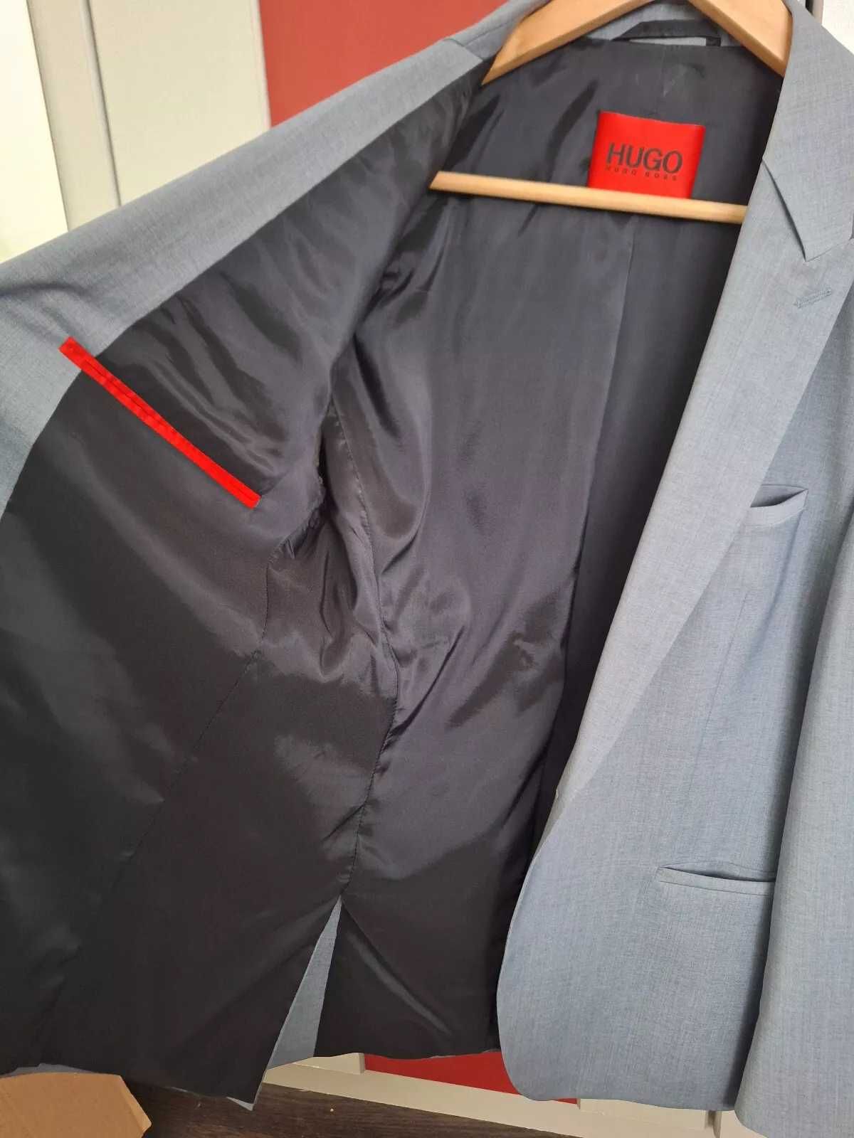 Hugo Boss - suit XL