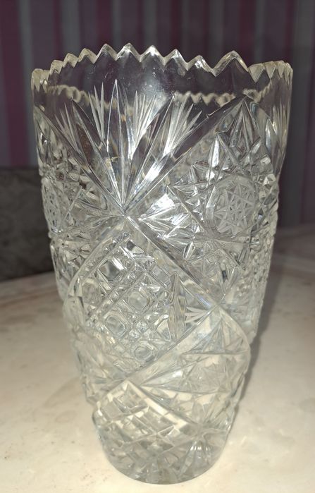 Хрустальная ваза