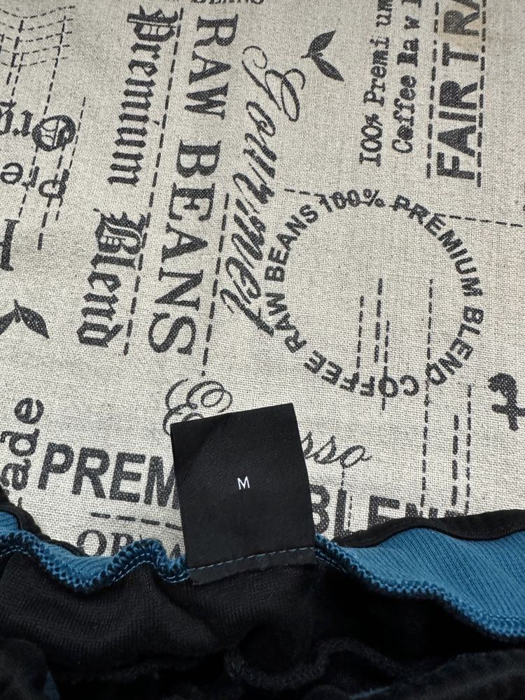 Hugo Boss pants original долнище.M