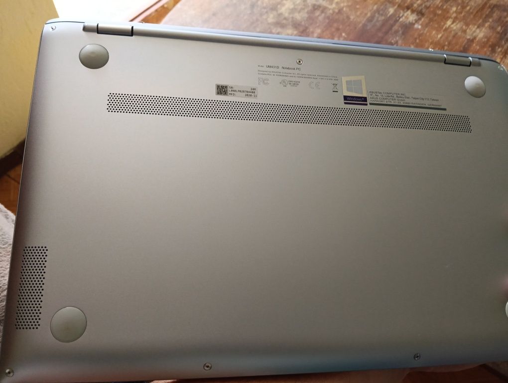 Asus Zenbook 14 запазен