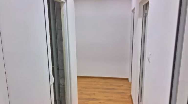 Продава се Двустаен апартамент в София, Люлин 8 - 70 кв.м за 1143 €/кв.м - Снимка #2