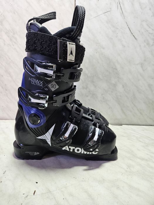 Clapari ski schi  Atomic Hauw mondo  23-23,5 corespunde mărimii 36-37