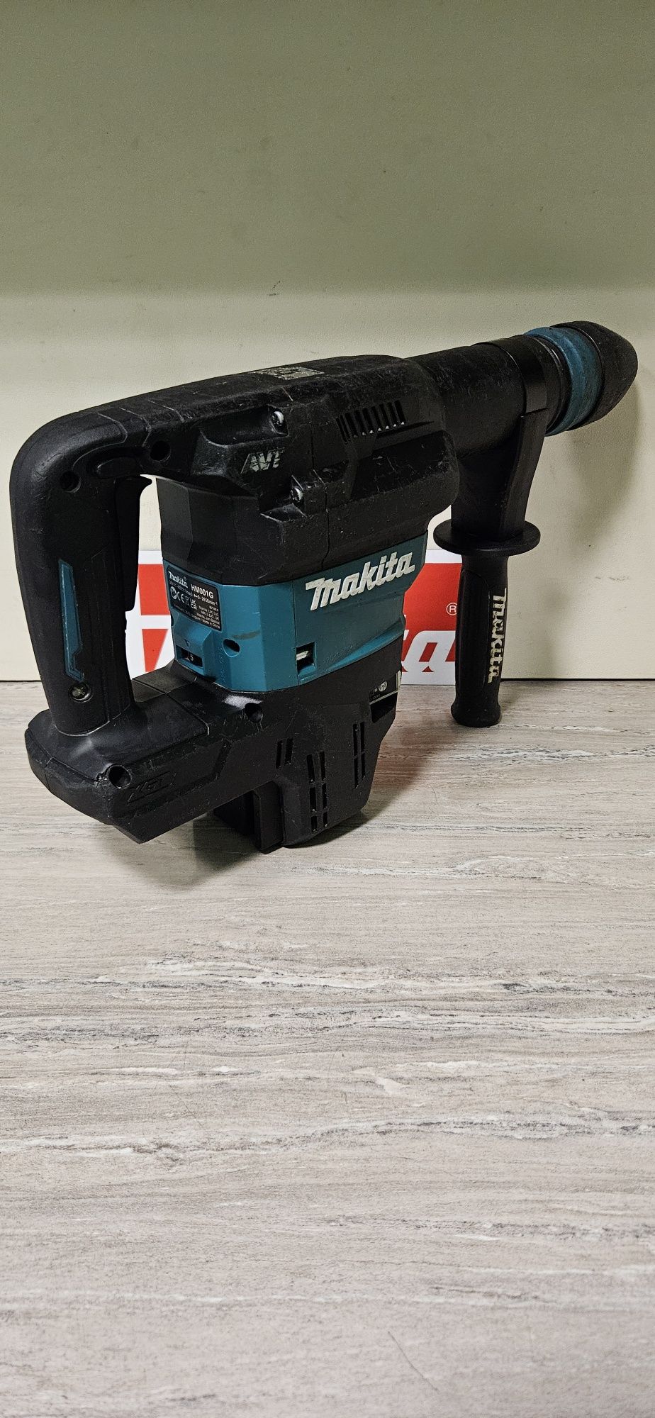 Makita Къртач HM001G XGT40V.SDS MAX