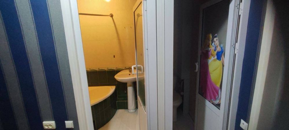 Сдается 2 ком Ганга, Абай Круг. Ресторан Диван. Кв лучше чем в фото