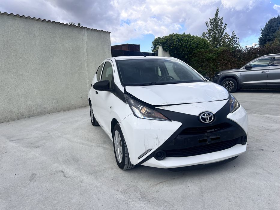 Toyota Aygo usor avariat