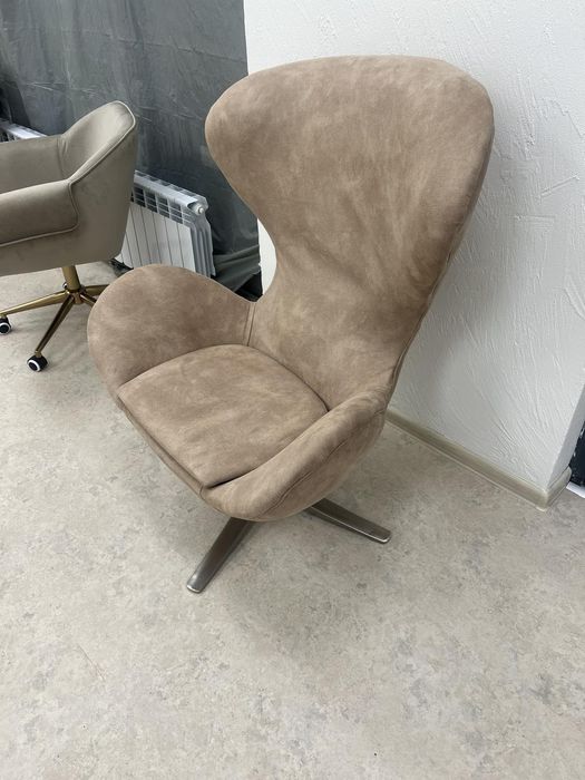 Дизайнерско кресло