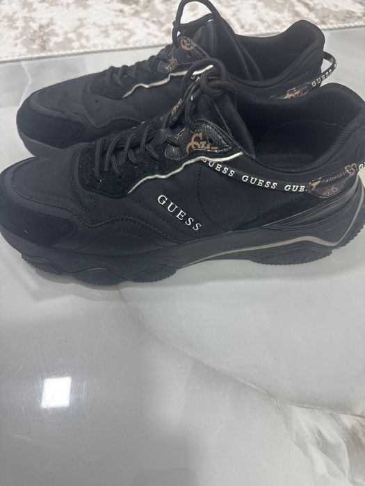 Оригинални Guess маратонки