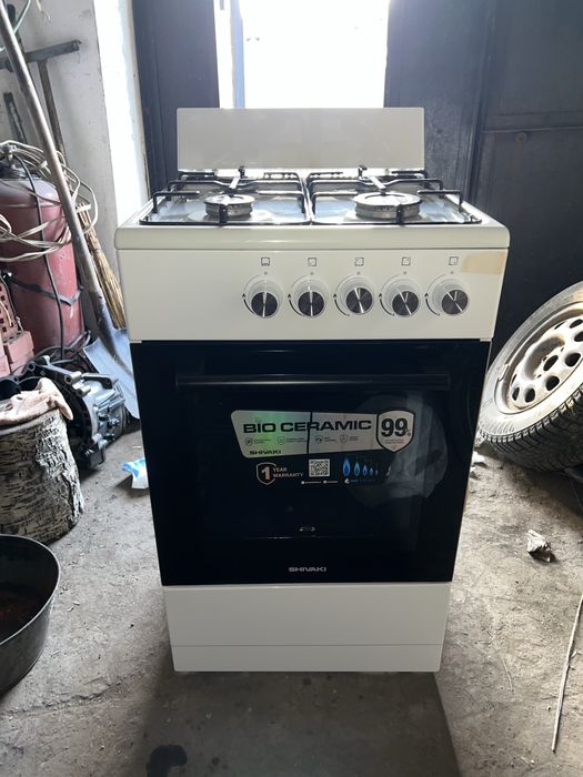 Продам газовую плиту