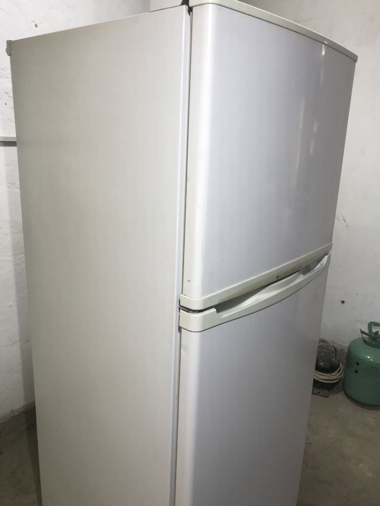 Холодильник LG freeze