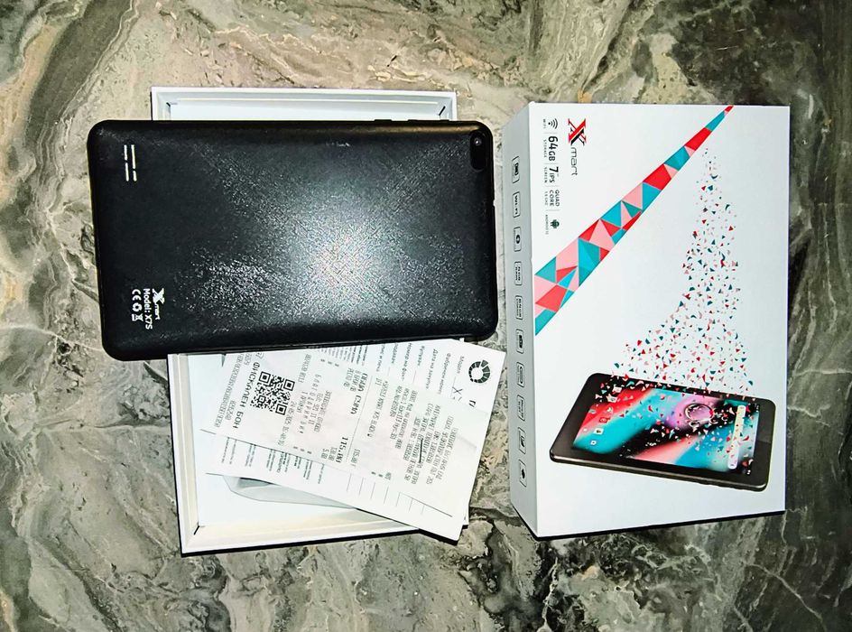 Продавам таблет Xmart 64GB 7 инча