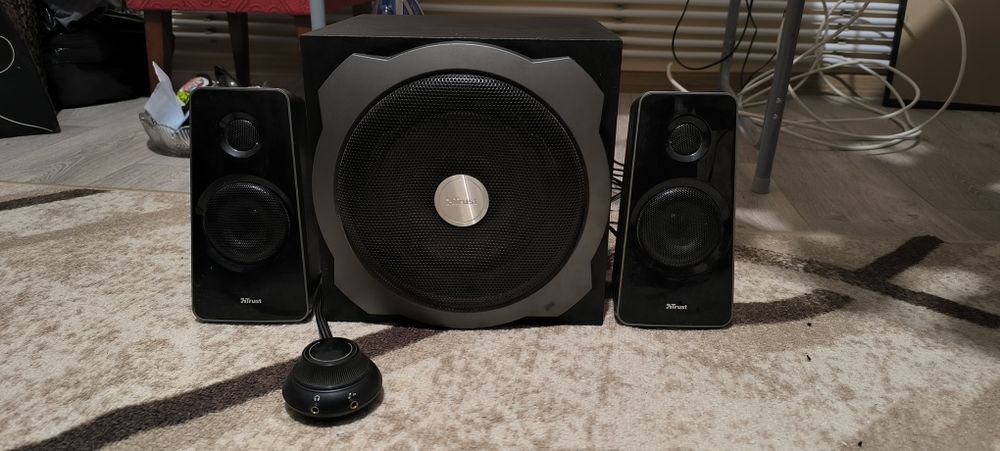 Тонколони Trust като нови