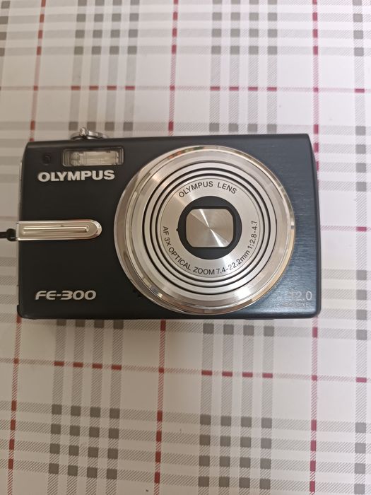 Продается цифровой фотоаппарат OLYMPUS