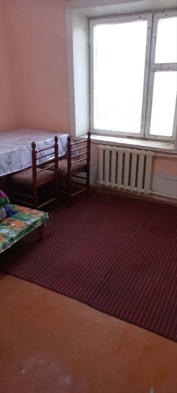 Urganchda tunel yanda 3 xonali kv ijaraga oilaga