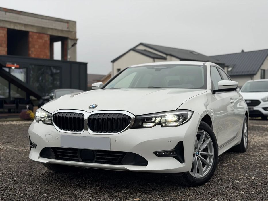 BMW Seria 3 320i Xdrive 4x4 / Se ofera FACTURA