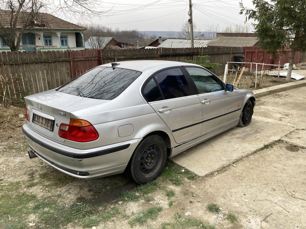 Dezmembrez Bmw e46 320 benzina m52