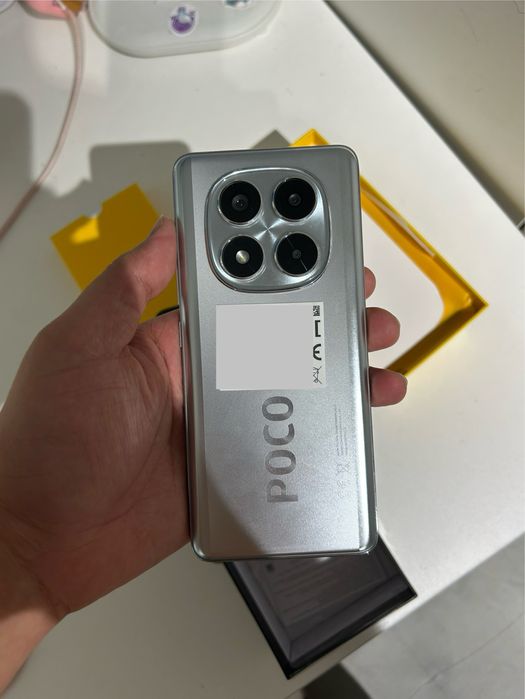 Poco x7 256гб полностью новый с годовой гарантией