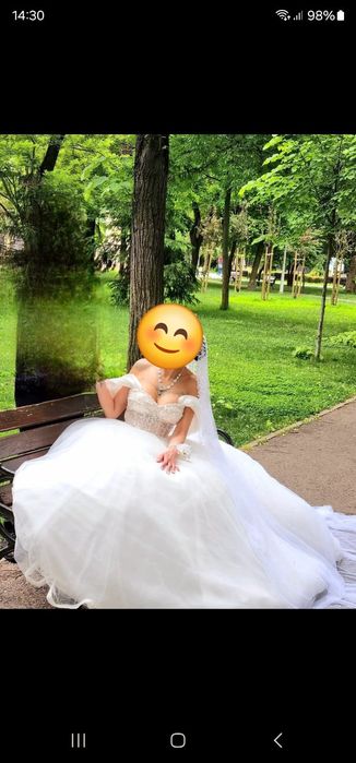 URGENT.  Rochie De Mireasa