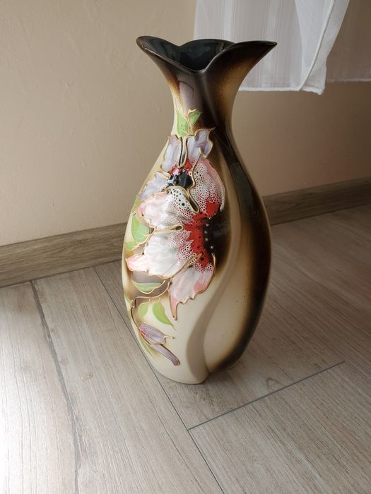 Декоративна ваза -нова