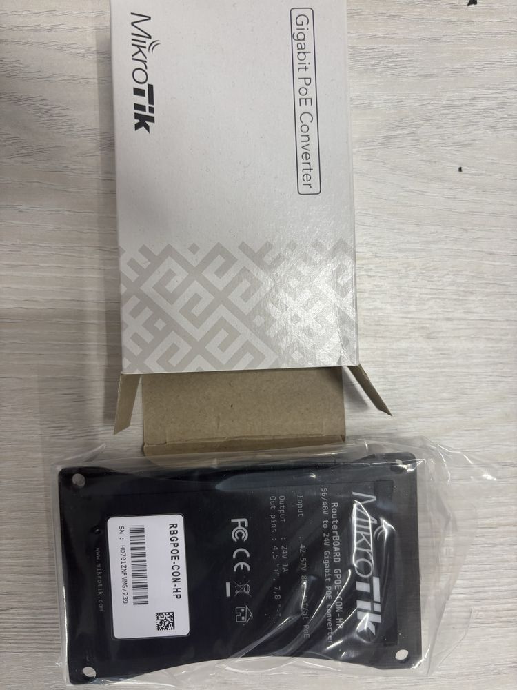 Преобразователь PoE MikroTik 48 to 24V PoE Converter
