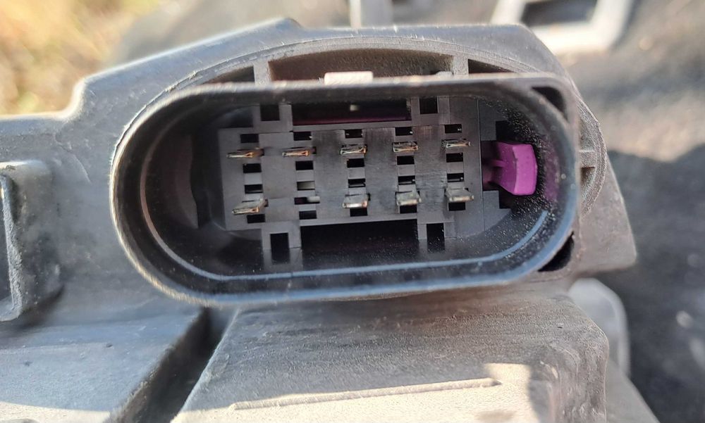 Фарове за Volkswagen Touran II 2015г. 1.6TDI 105к.с