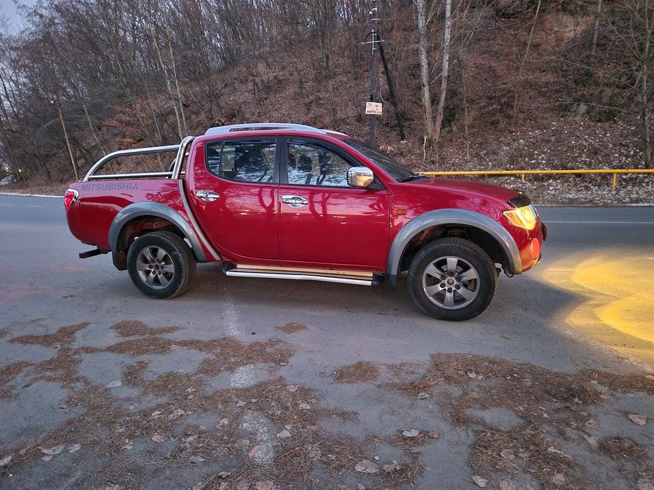 Mitsubishi l 200 sau schimb cu camioneta basculabila