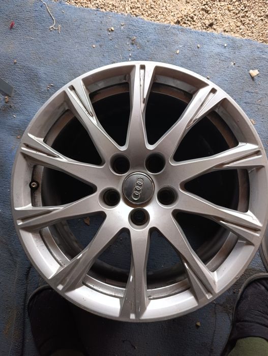 Jante originale Audi A4b9 R17 5x112