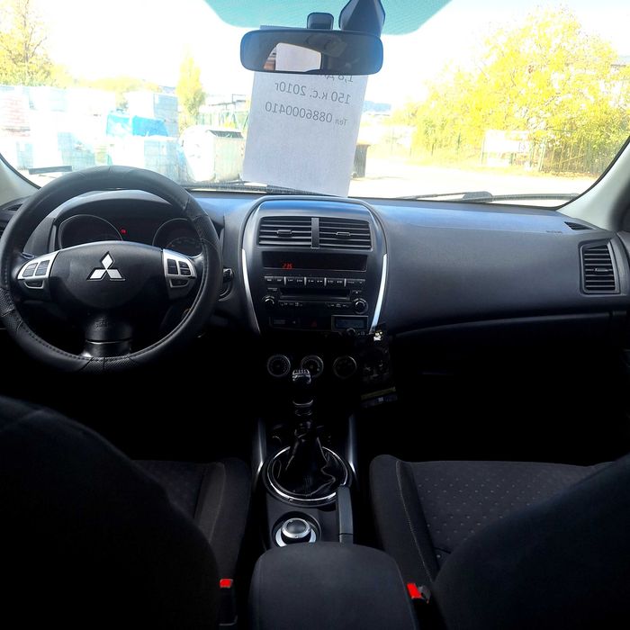 Продавам един истински здрав семеен автомобил .