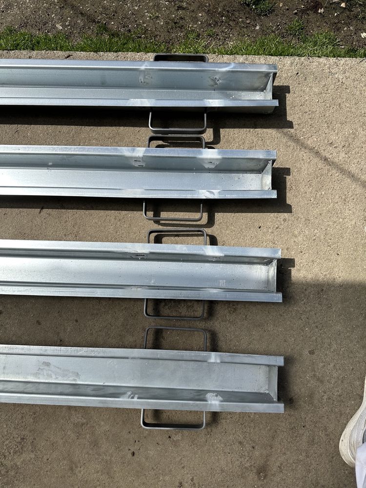 Matrite/ forme metalice pentru stâlpi beton/ spalieri vie