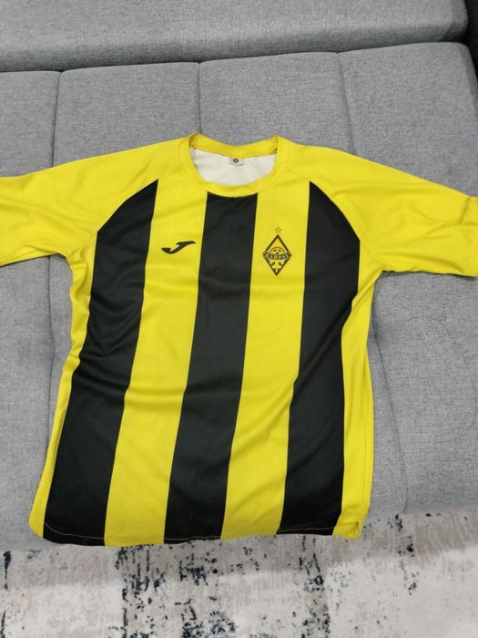 Форма кайрат,желто черный