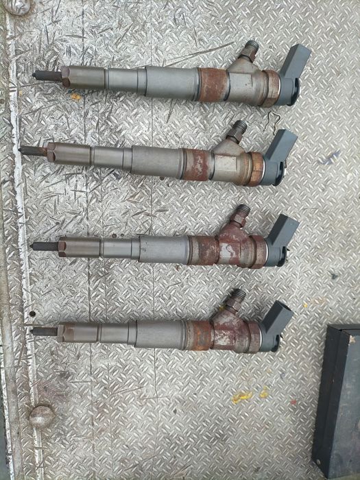 Injectoare BMW E90m47d20,cod 0445110209 sau7794435