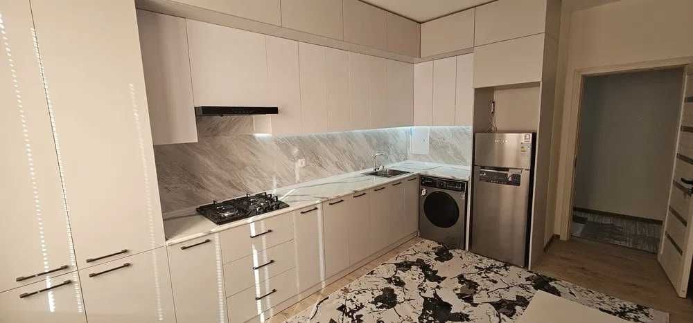 Сдаётся комфортная квартира на Метро Ойбек 372*