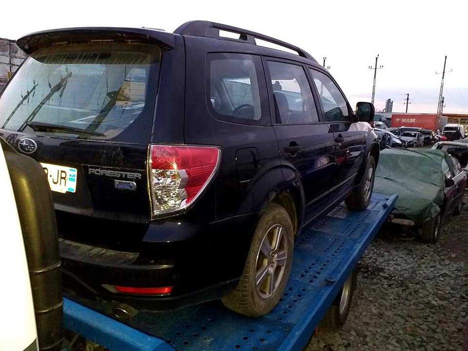 Dezmembrez Subaru Forester an 2010 motor 2.0 diesel
