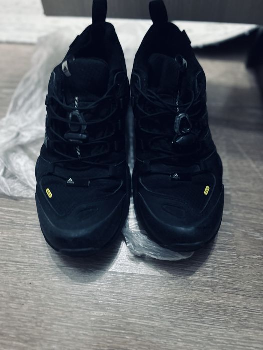 Термо кроссовки адидас!