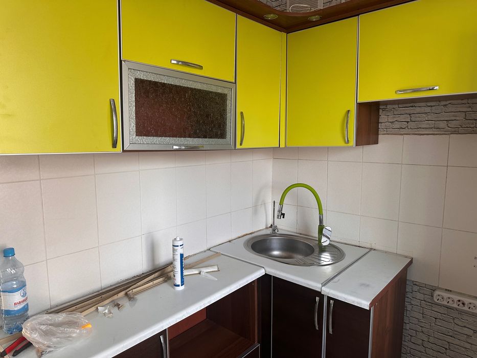 Срочно продам кухонный гарнитур