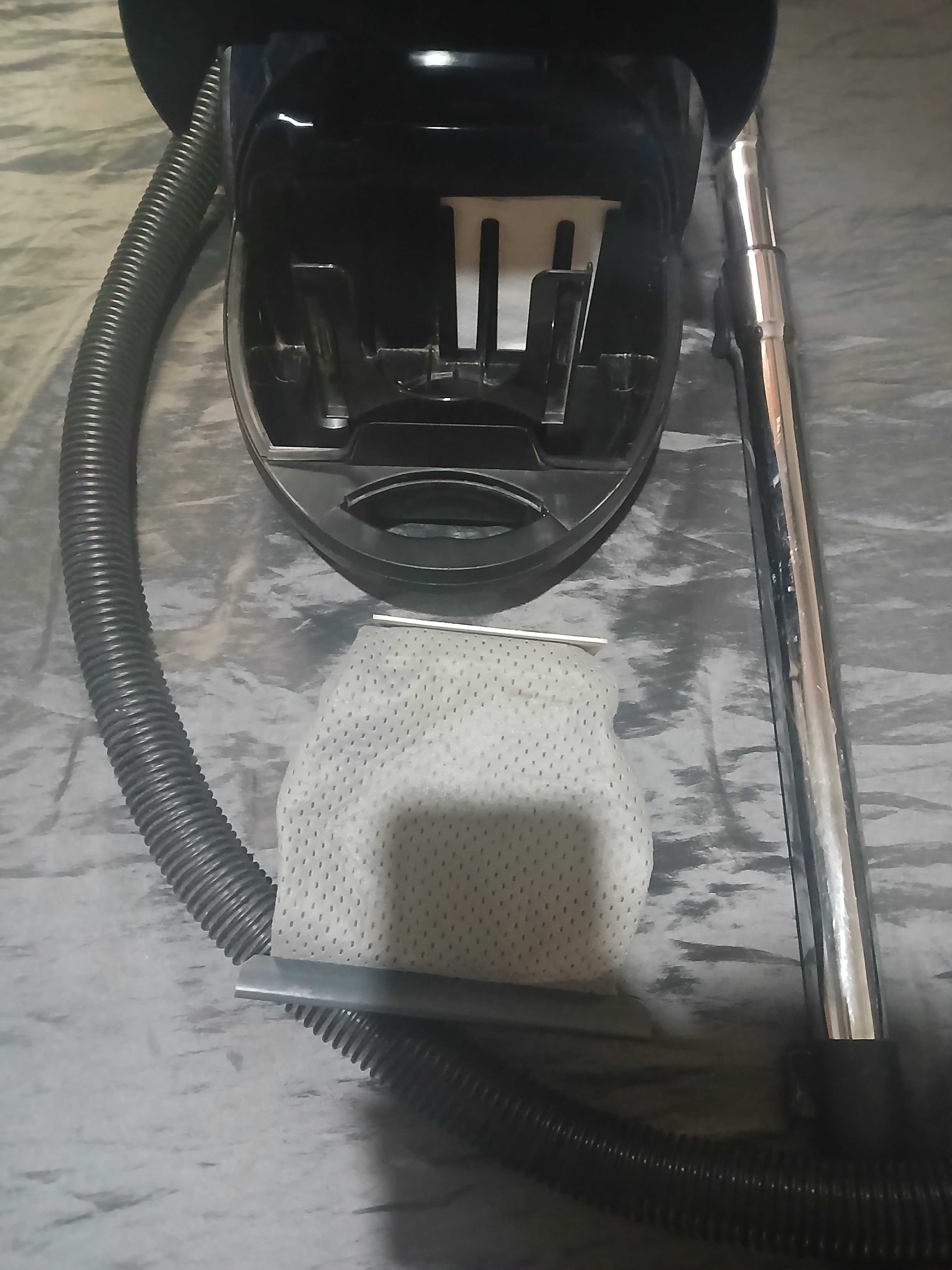 Прахосмукачки Zanussi, Rowenta, Delonghi, Rosberg