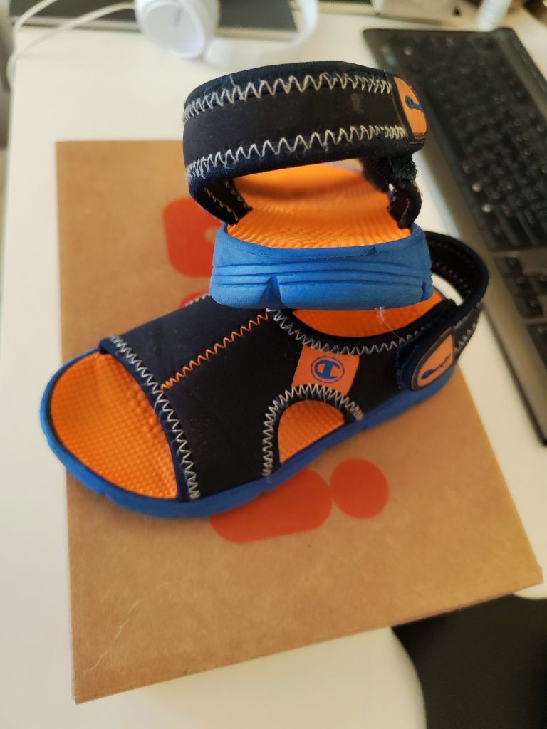 Детски сандали GEOX